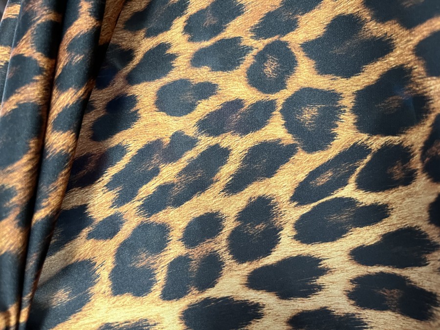 Satin imprimeu leopard animal